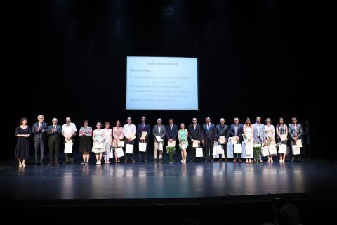 Kiváló munkatársaink